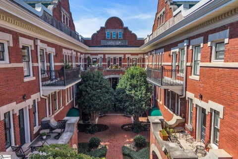 Photo of 400 E Washington Street Unit 5, Greenville, SC 29601 (MLS # 1601425)