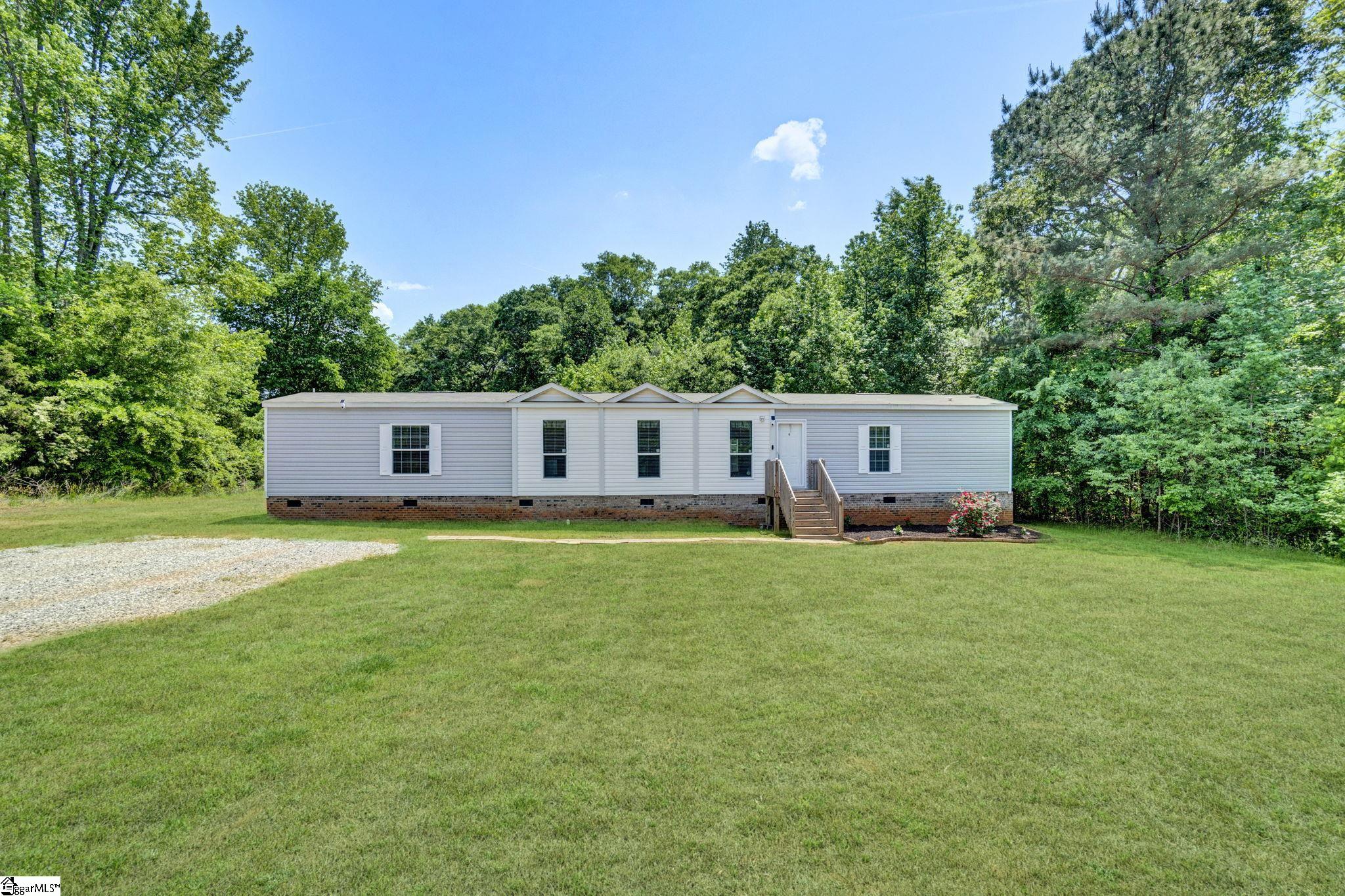 121 Pendleton Woods Circle
