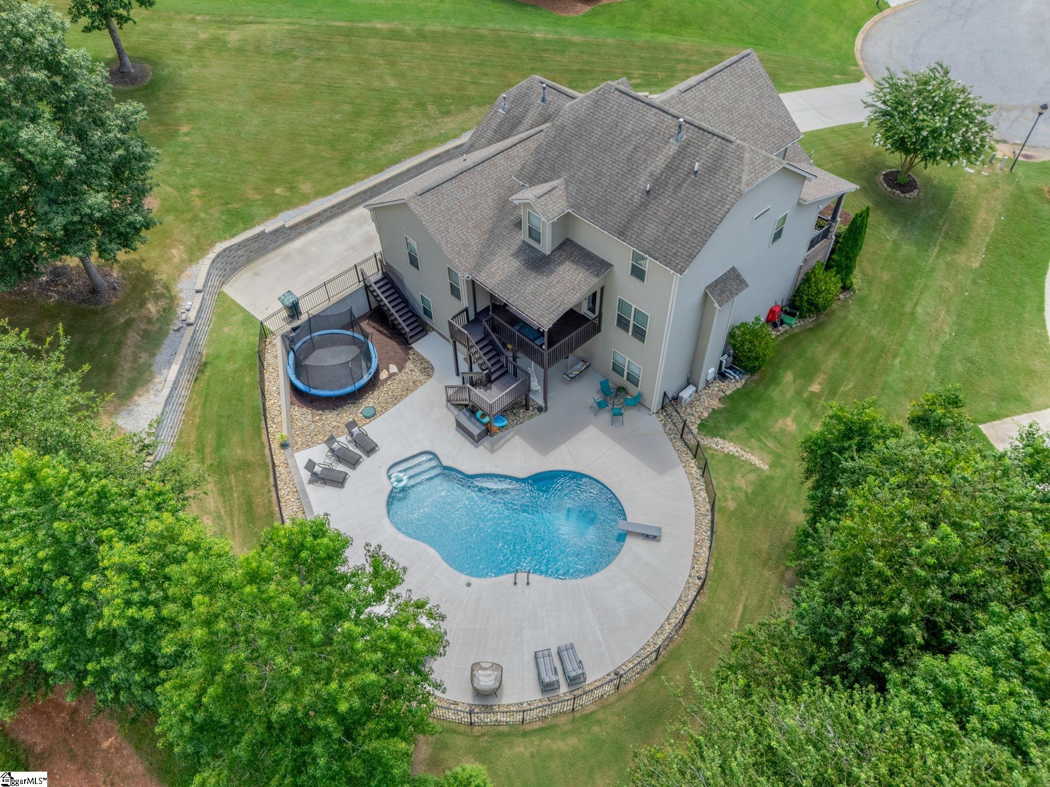222 Willowgreen Way