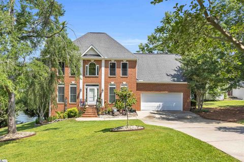 Photo of 115 Egret Lane, Greenwood, SC 29649 (MLS # 1589607)