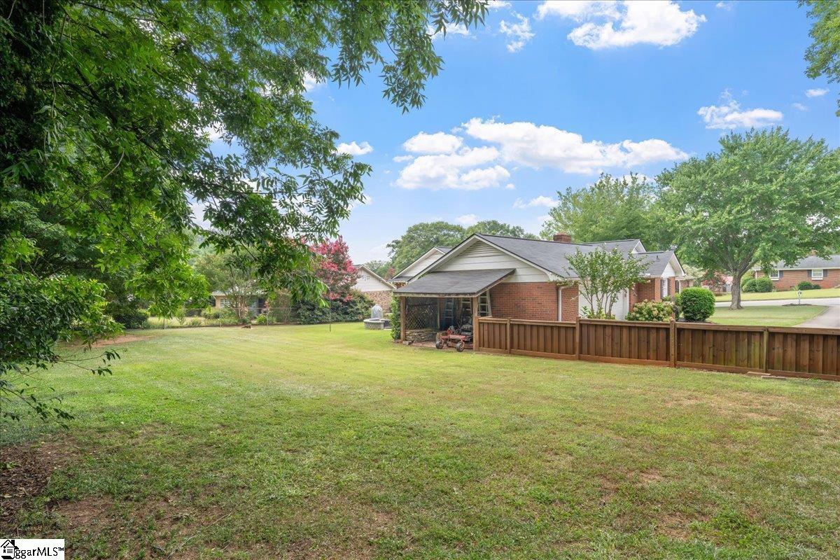 Anderson, South Carolina 29621, United States, 3 Bedrooms Bedrooms, ,2 BathroomsBathrooms,Residential,Active,169595