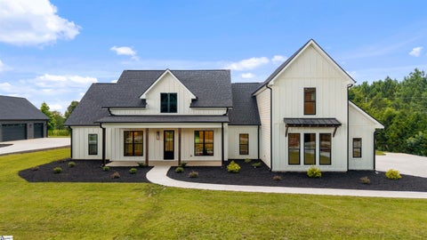 Photo of 3364 Fairview Road, Fountain Inn, SC 29644 (MLS # 1604271)