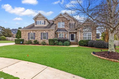 8 Middleberry Court Greer SC 29650