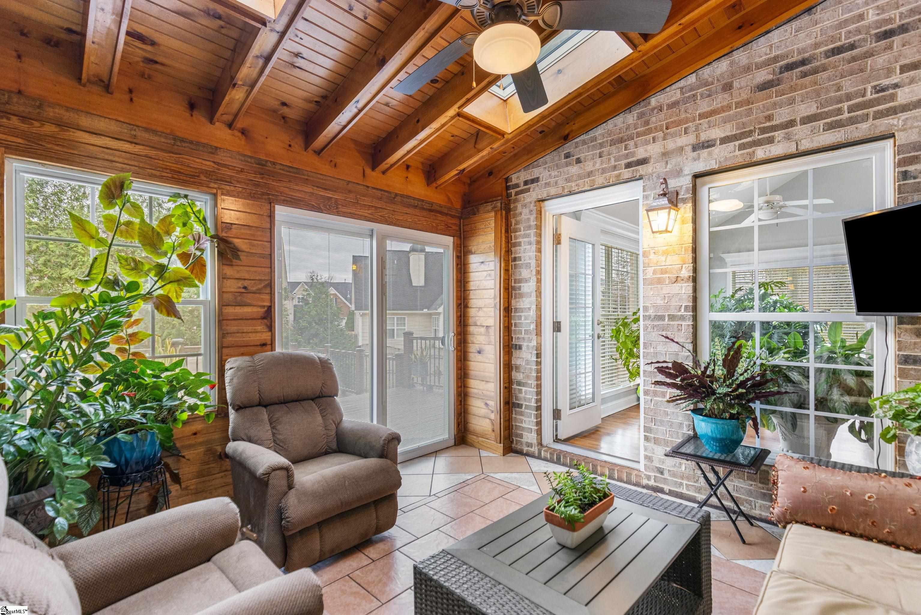 8 Middleberry Court