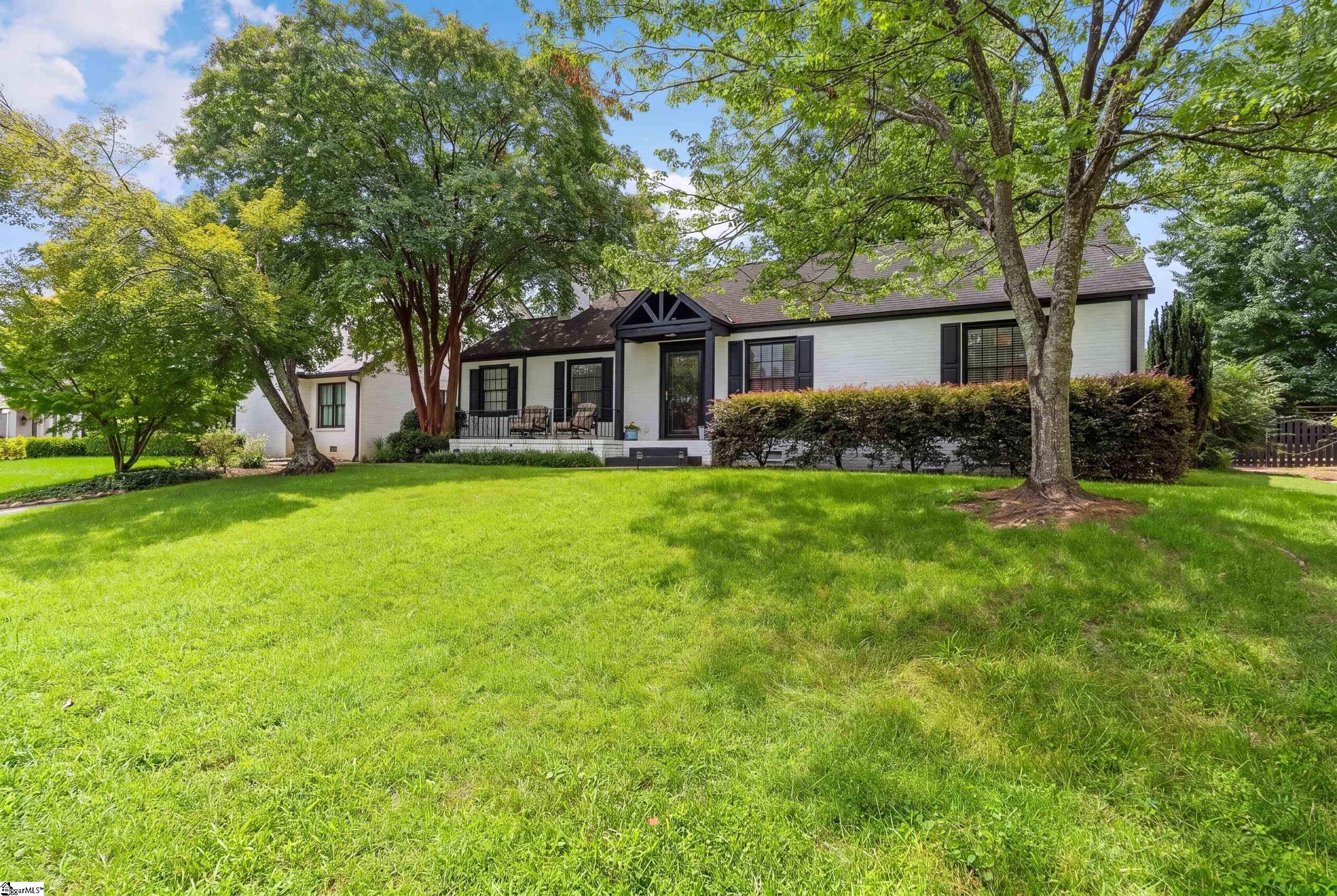 453 Longview Terrace