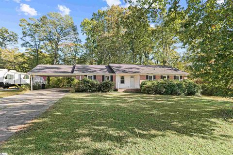 Photo of 102 Somerset Drive, Lyman, SC 29365 (MLS # 1573833)