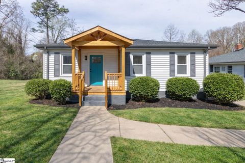 Photo of 111 Tuskegee Avenue, Greenville, SC 29607 (MLS # 1588682)