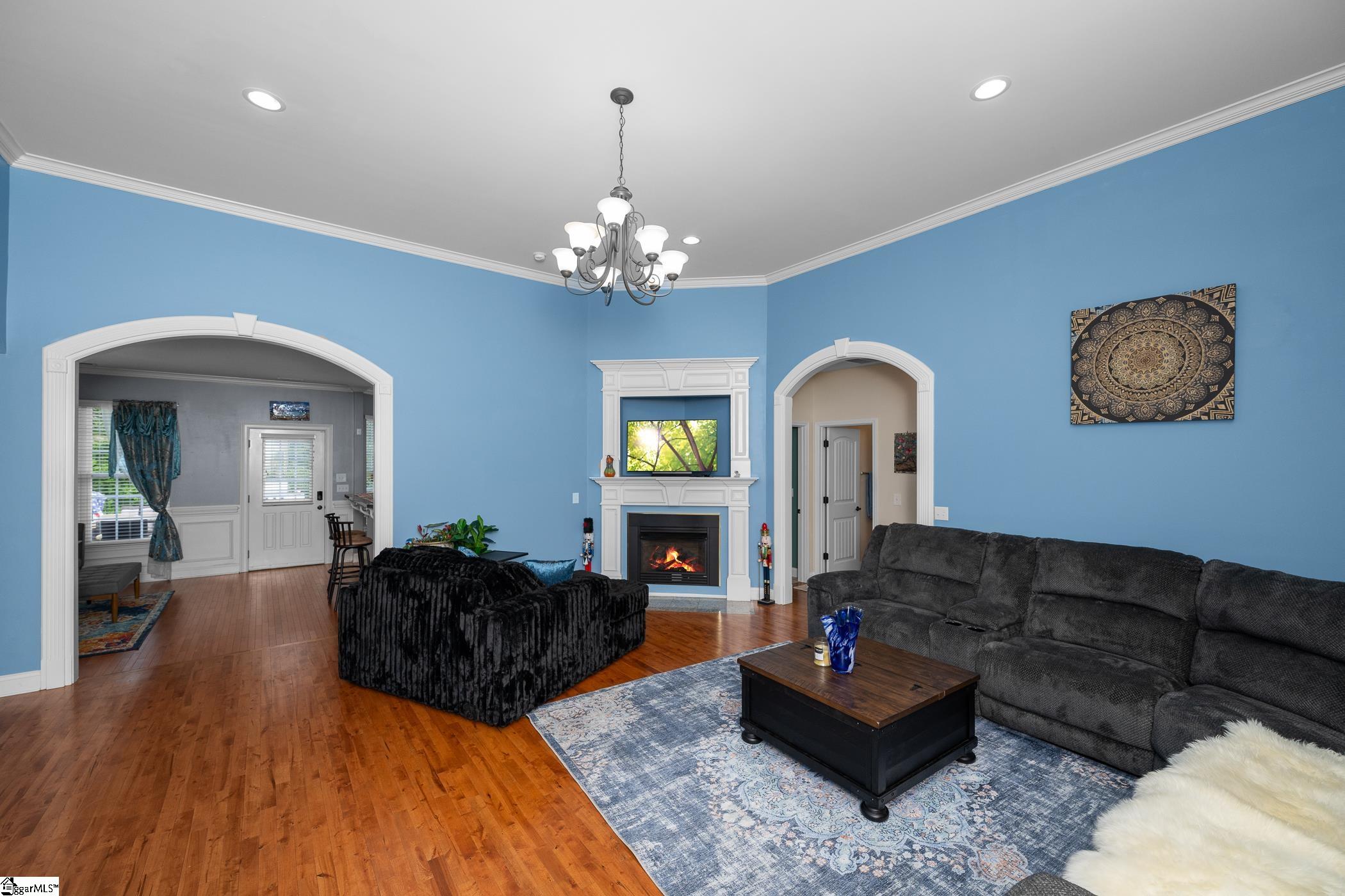 715 Tudor Lane