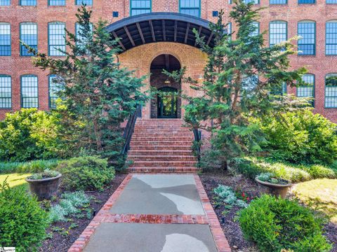 Photo of 400 Mills Avenue Unit 306, Greenville, SC 29605 (MLS # 1591753)
