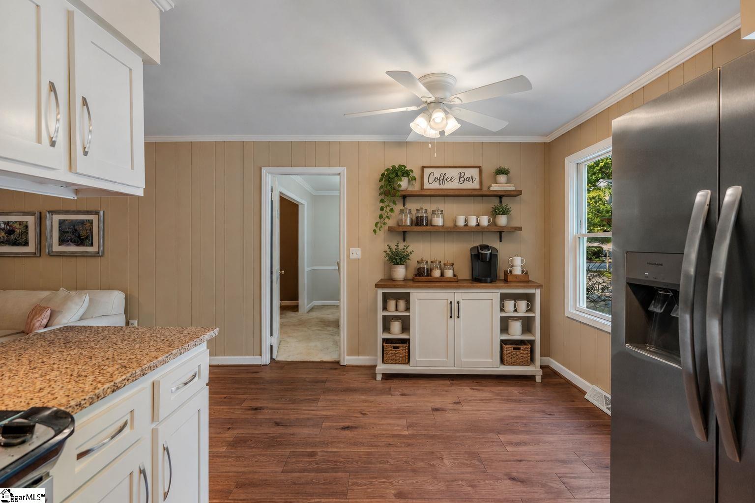 12 E Indian Trail