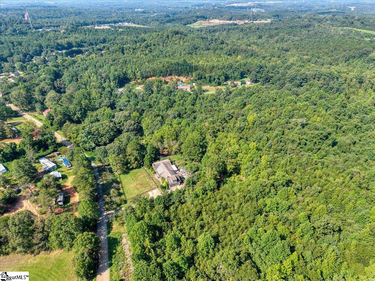00 Earle Drive