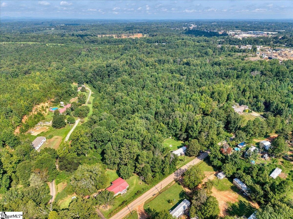 00 Earle Drive
