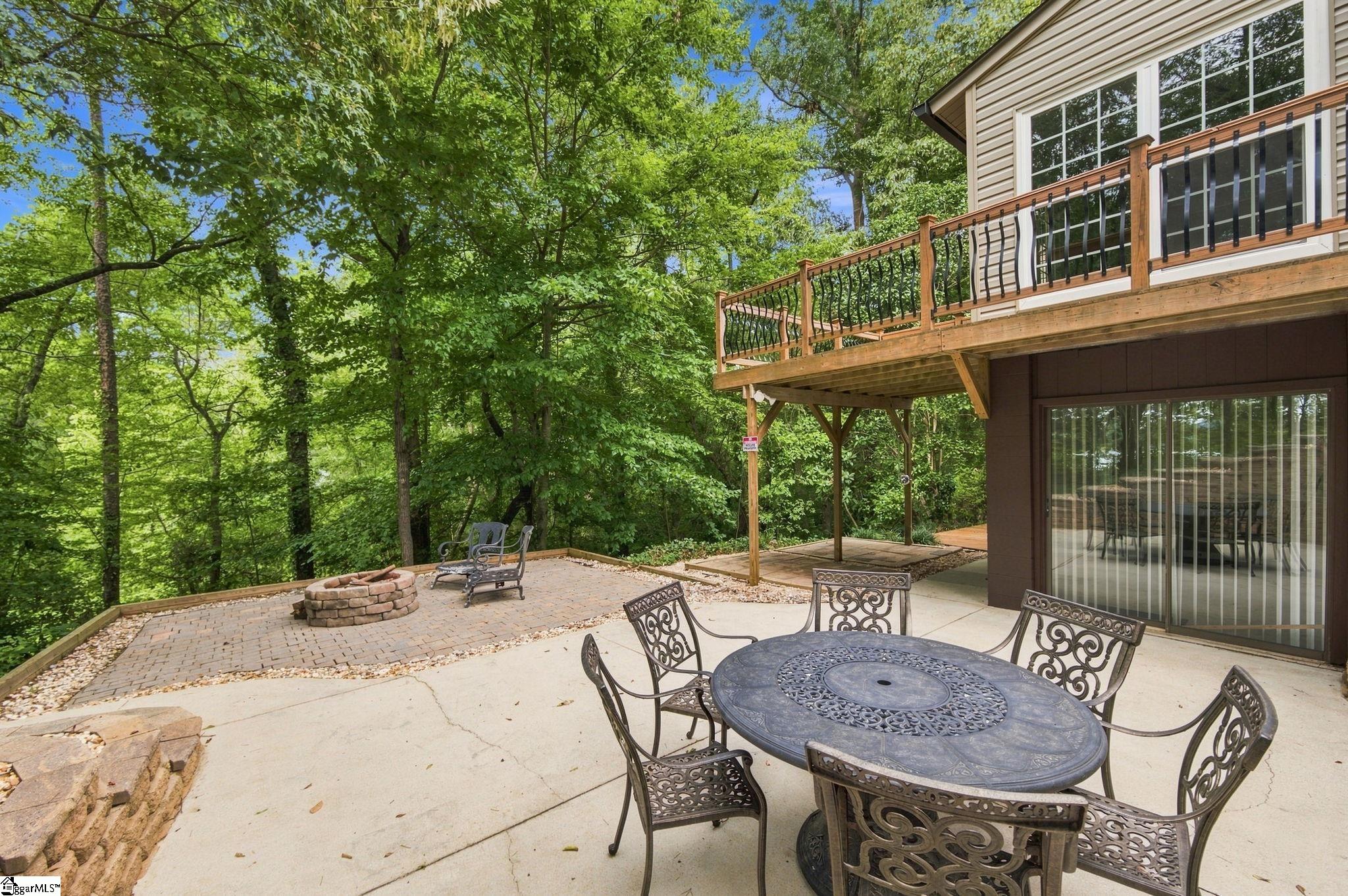 125 Houston St, Clemson, SC, 29631, USA, 4 Bedrooms Bedrooms, ,4 BathroomsBathrooms,Townhouse,Active,125 Houston St,1588948