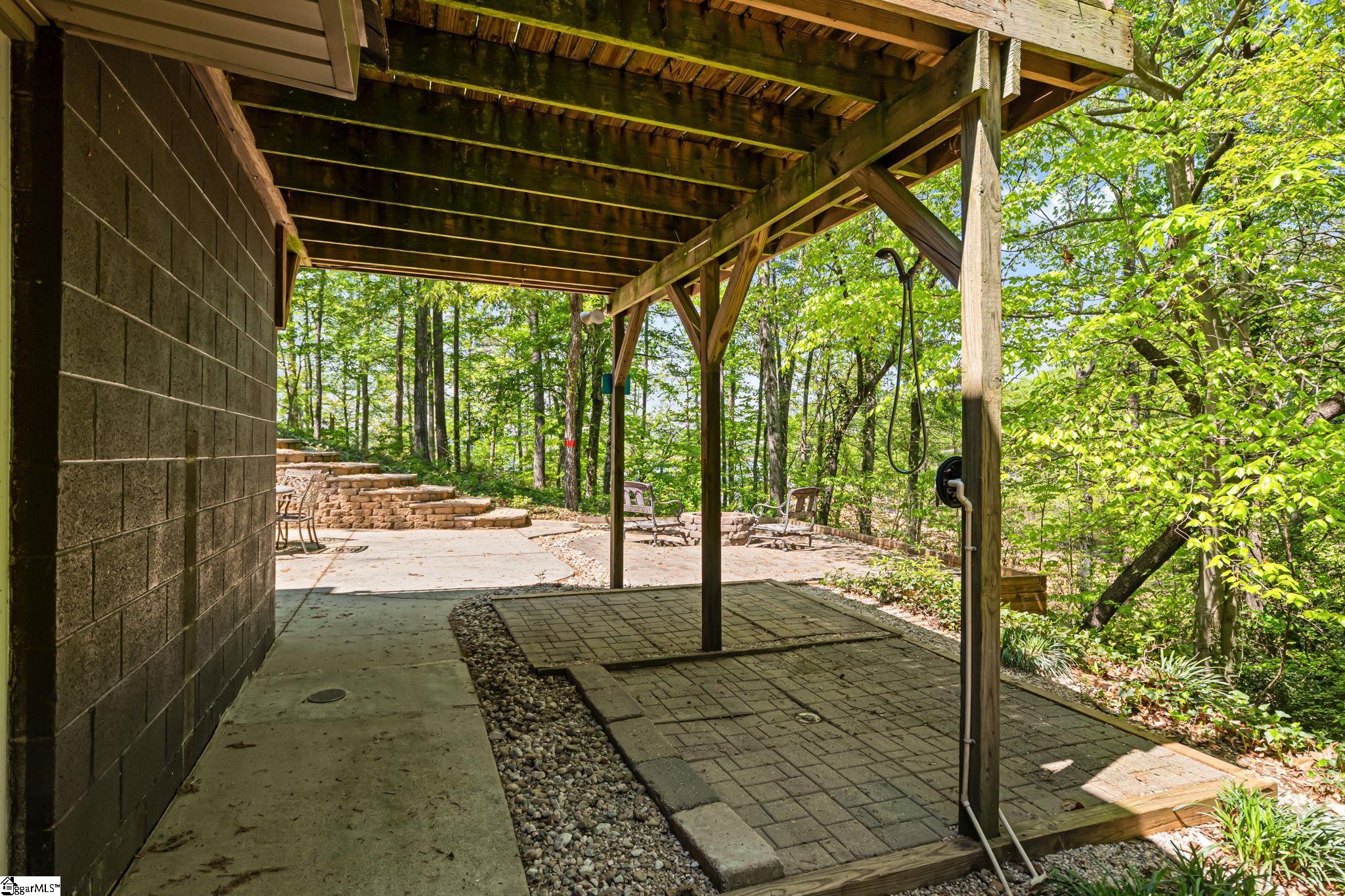 Clemson, South Carolina, 29631, United States, 4 Bedrooms Bedrooms, ,4 BathroomsBathrooms,Residential,Active,2041416