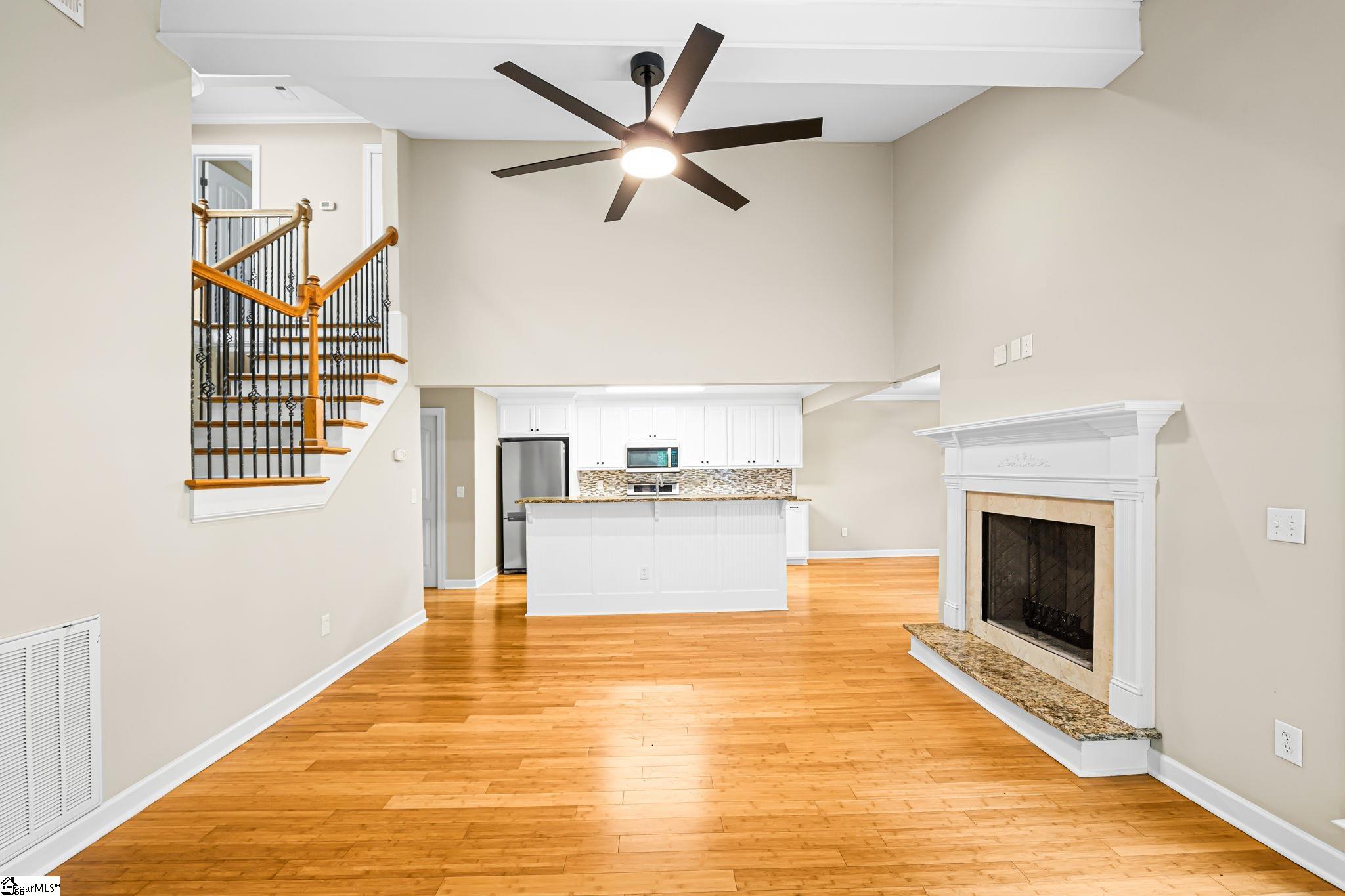 125 Houston St, Clemson, SC, 29631, USA, 4 Bedrooms Bedrooms, ,4 BathroomsBathrooms,Townhouse,Active,125 Houston St,1588948