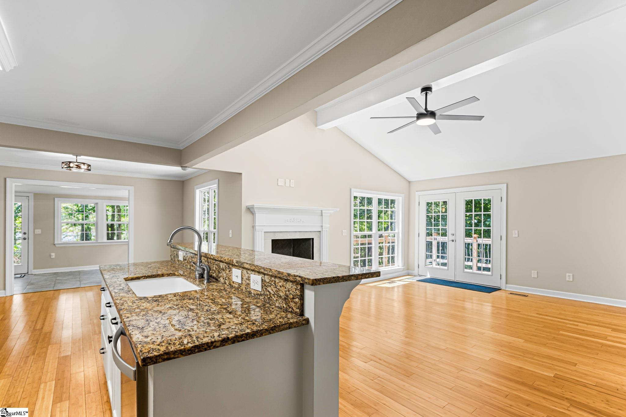 125 Houston St, Clemson, SC, 29631, USA, 4 Bedrooms Bedrooms, ,4 BathroomsBathrooms,Townhouse,Active,125 Houston St,1588948
