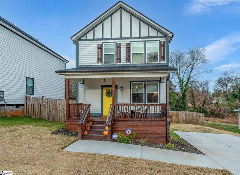 Photo of 14 Blackwood Street, Greenville, SC 29611 (MLS # 1576391)