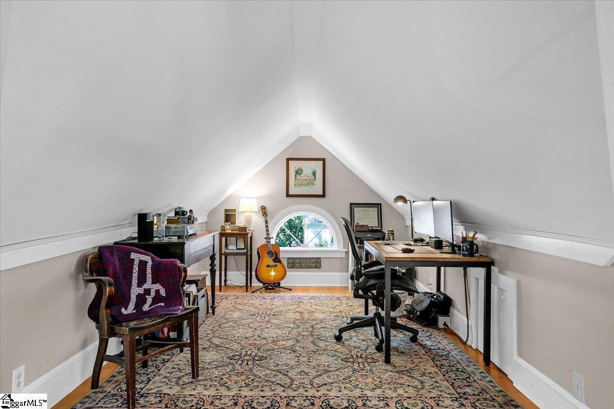 Greenville, South Carolina 29605, United States, 3 Bedrooms Bedrooms, ,2 BathroomsBathrooms,Residential,Contingent,116186