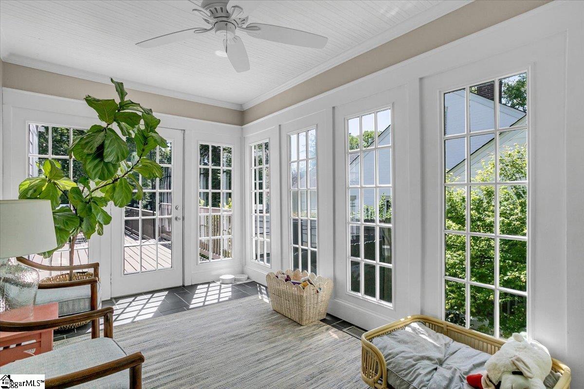 Greenville, South Carolina 29605, United States, 3 Bedrooms Bedrooms, ,2 BathroomsBathrooms,Residential,Contingent,116186