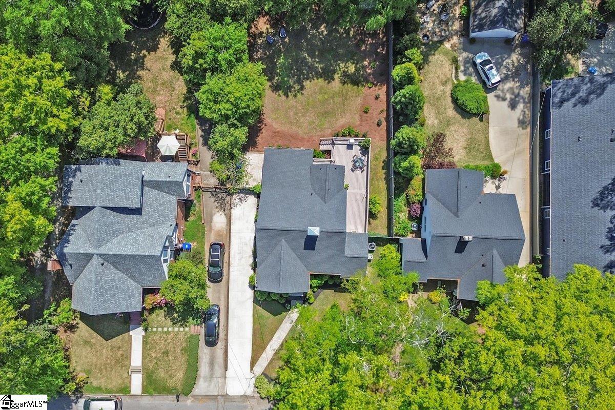 Greenville, South Carolina 29605, United States, 3 Bedrooms Bedrooms, ,2 BathroomsBathrooms,Residential,Contingent,116186