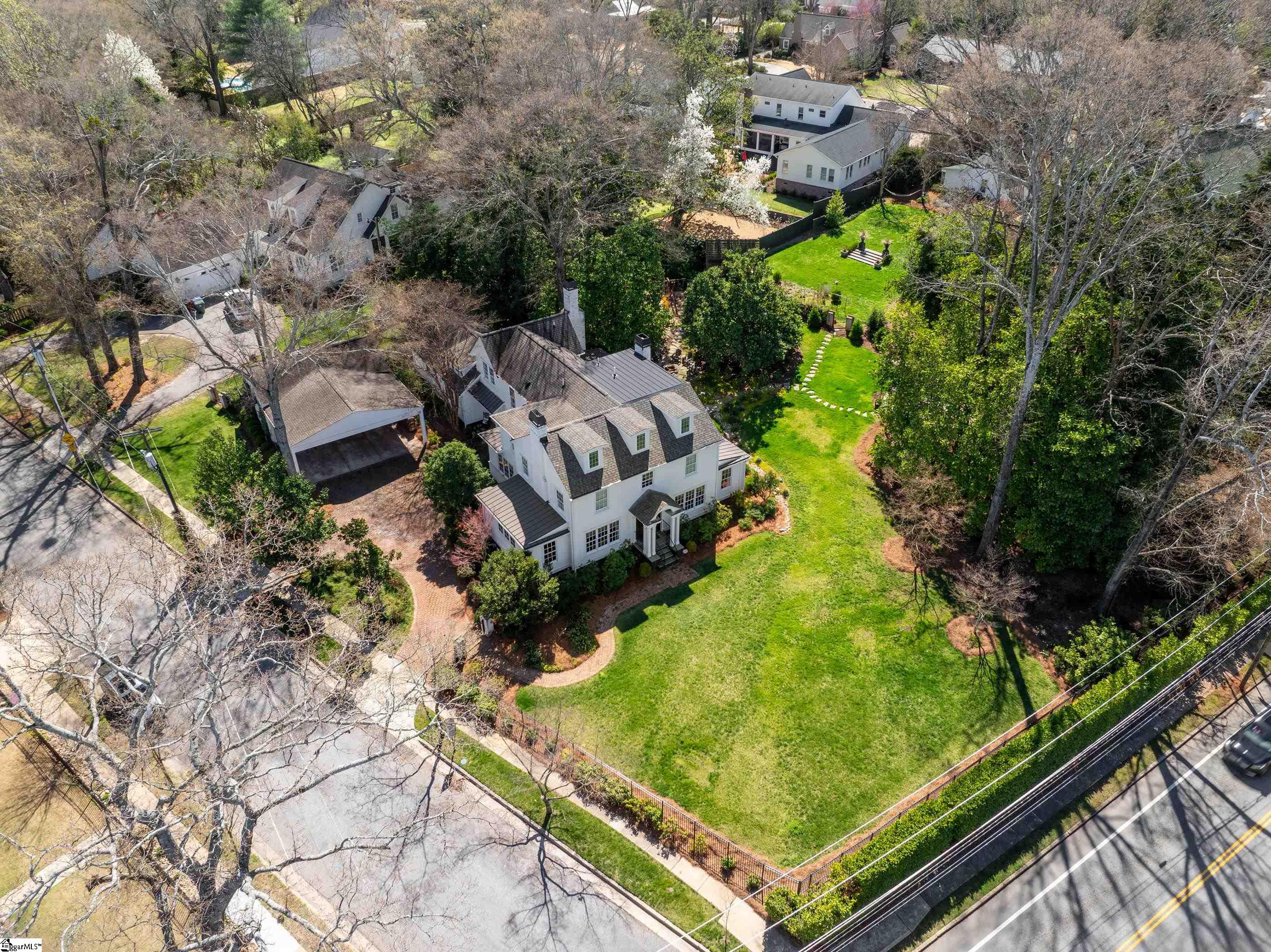 225 W Faris Road