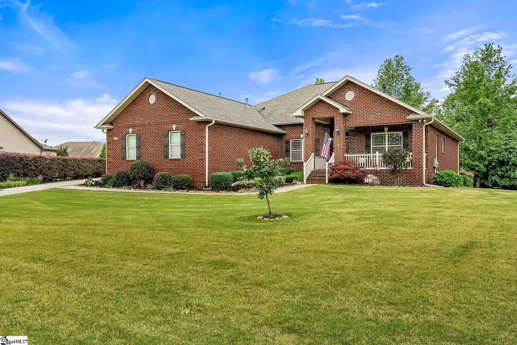 109 Baybrooke Lane