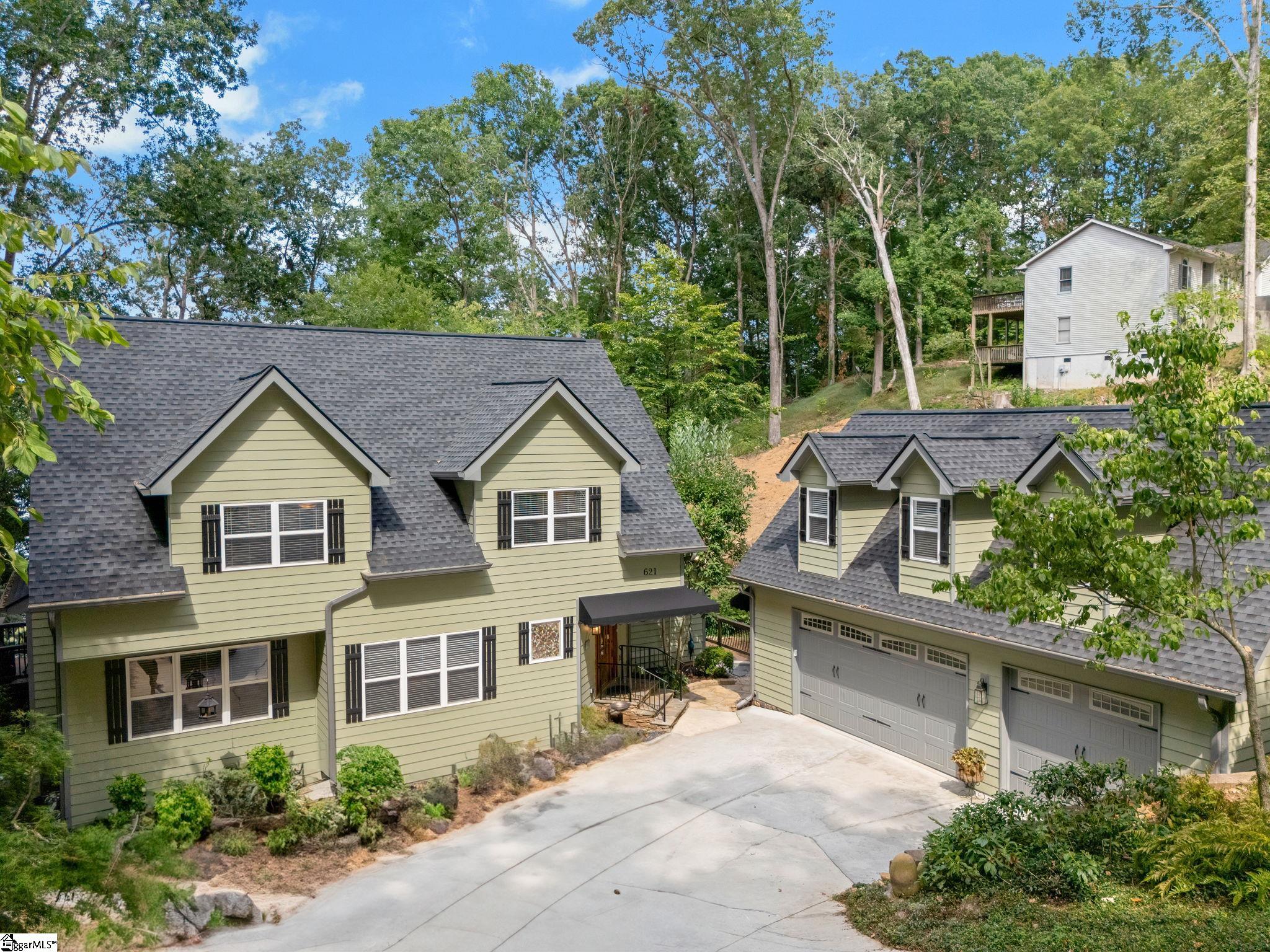621 Pointe Wildwood Drive