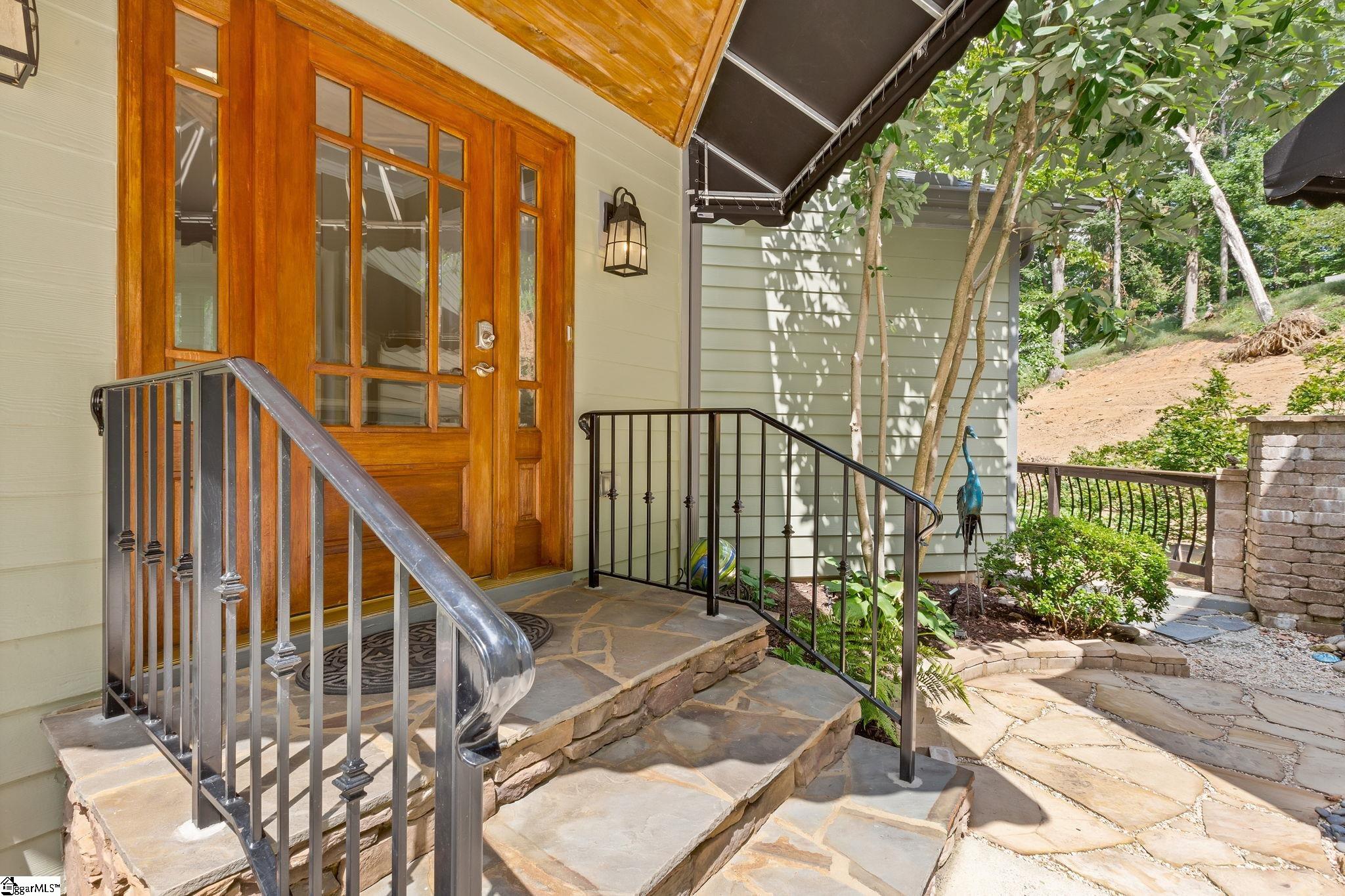 621 Pointe Wildwood Drive