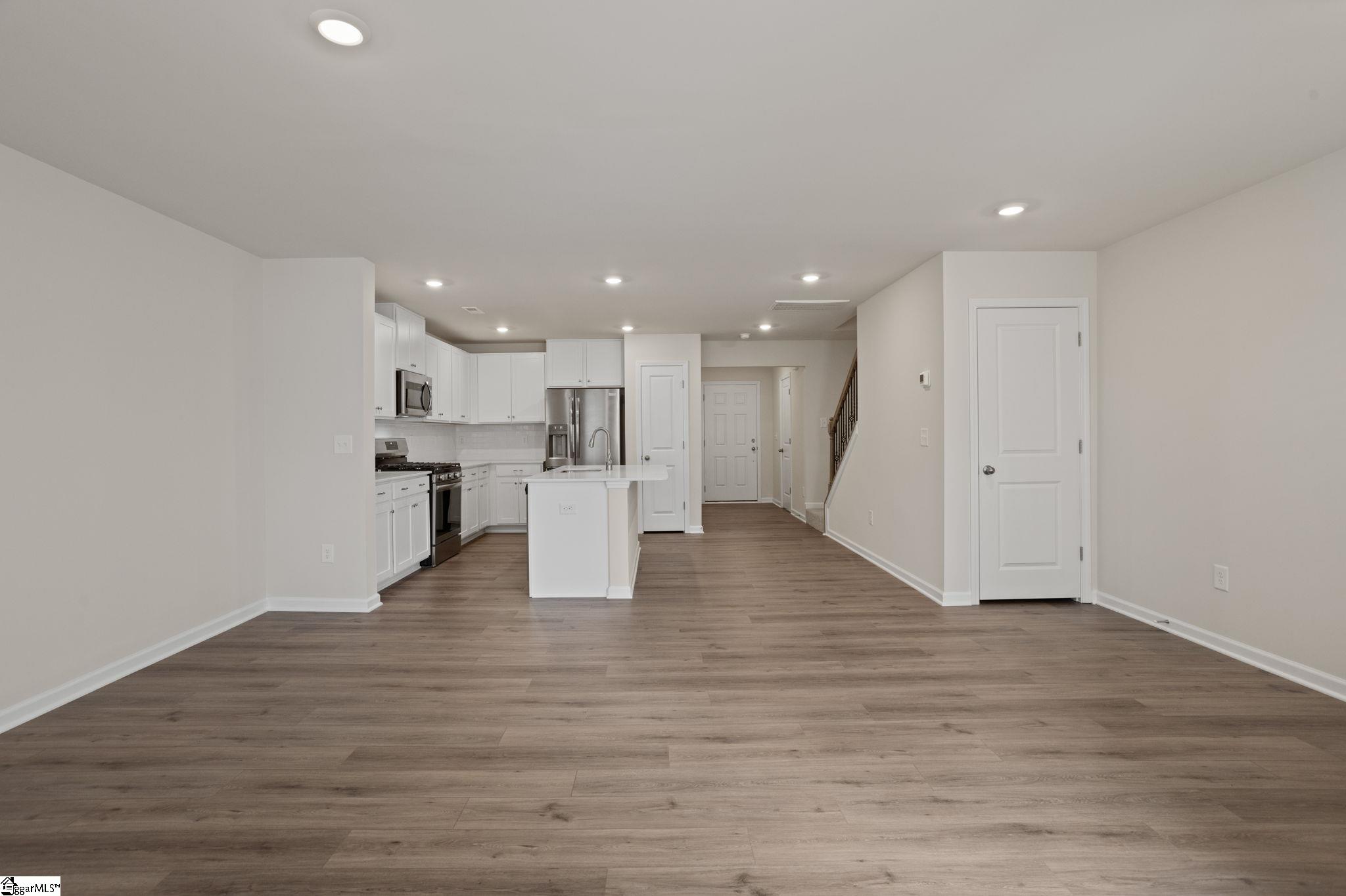 Reidville, South Carolina 29375, United States, 3 Bedrooms Bedrooms, ,3 BathroomsBathrooms,Residential,Active,80558