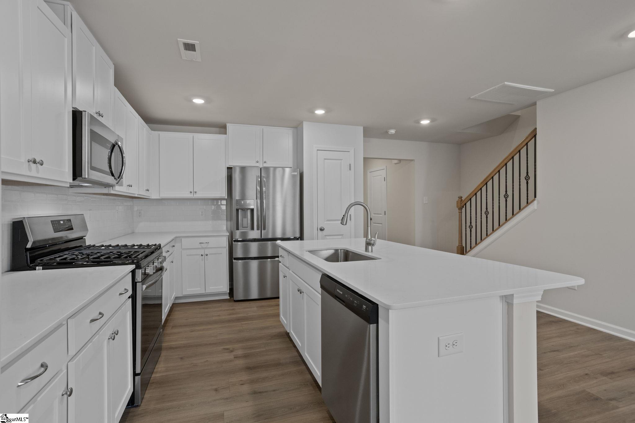 Reidville, South Carolina 29375, United States, 3 Bedrooms Bedrooms, ,3 BathroomsBathrooms,Residential,Active,80558