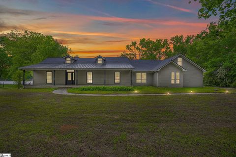 Photo of 113 Greybridge Road, Pelzer, SC 29669 (MLS # 1590310)