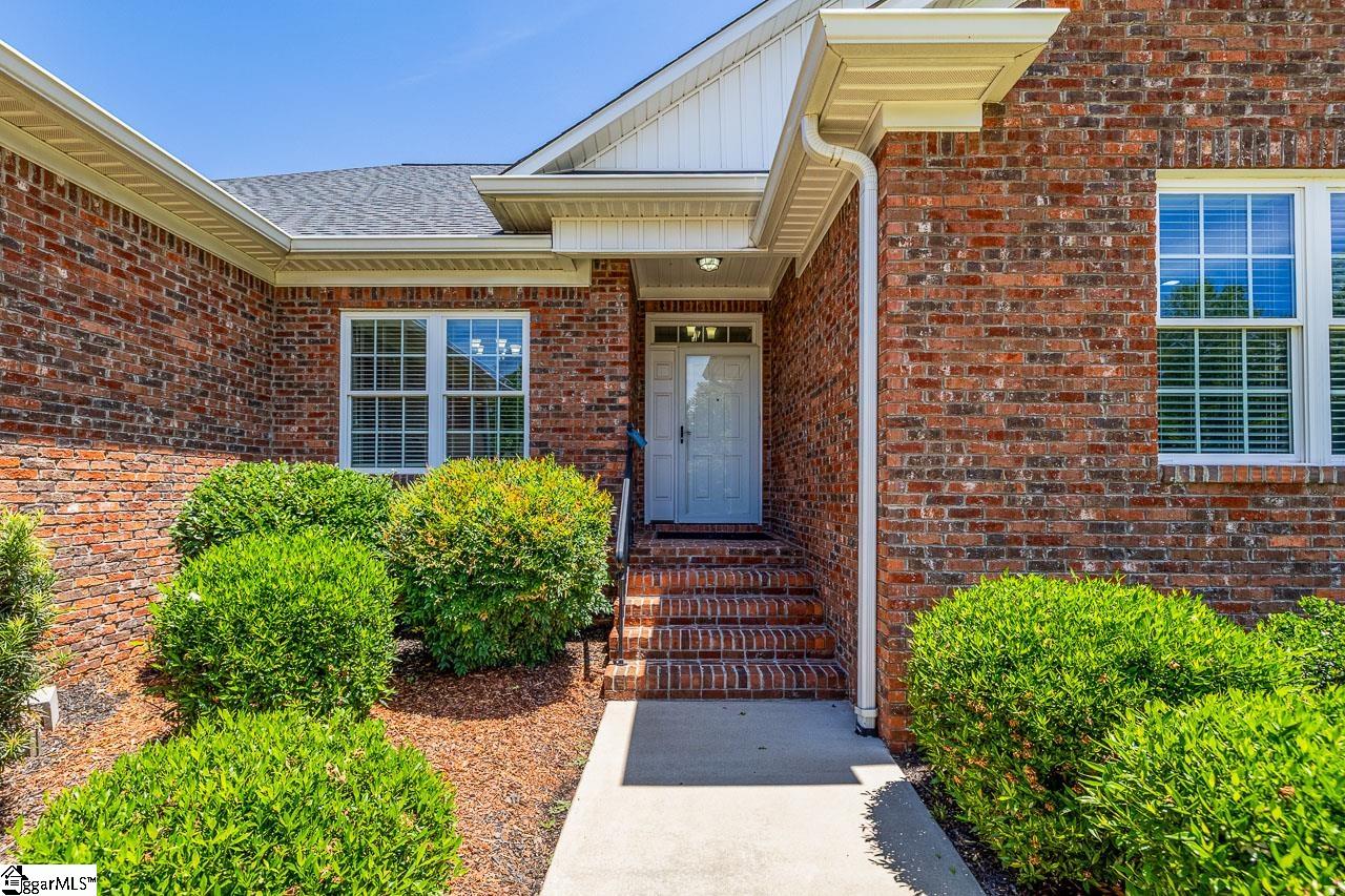 821 E Golden View Lane