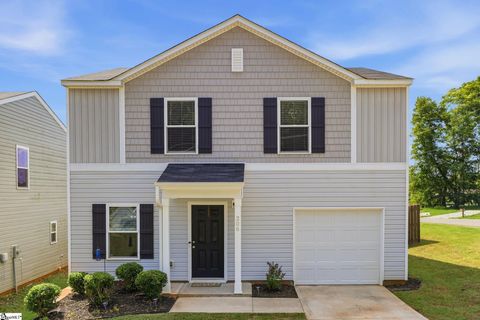 Photo of 206 Christopher Street, Duncan, SC 29334 (MLS # 1595364)