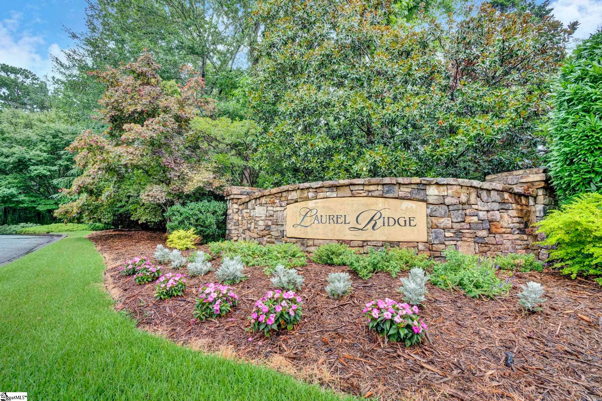 752 Woods Edge Drive