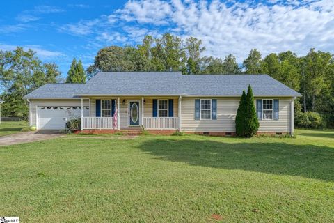 Photo of 307 Sally Brooke Lane, Inman, SC 29349 (MLS # 1571298)