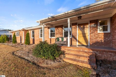 Photo of 429 Pelzer Highway, Easley, SC 29642 (MLS # 1576508)