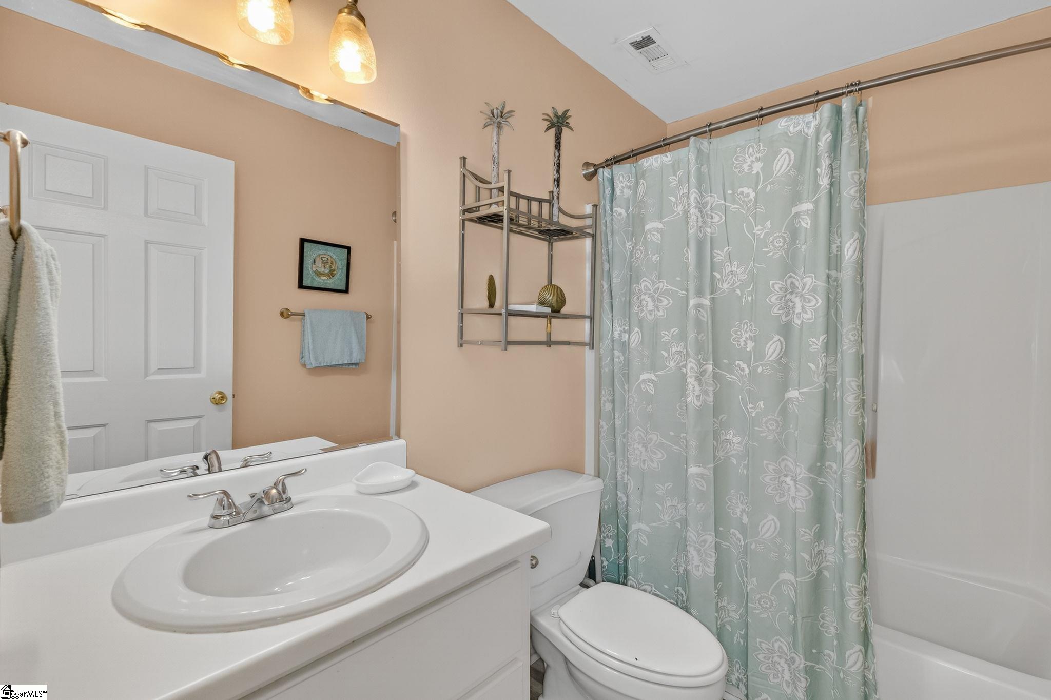 Fountain Inn, South Carolina 29644, United States, 3 Bedrooms Bedrooms, ,2 BathroomsBathrooms,Residential,Active,162540