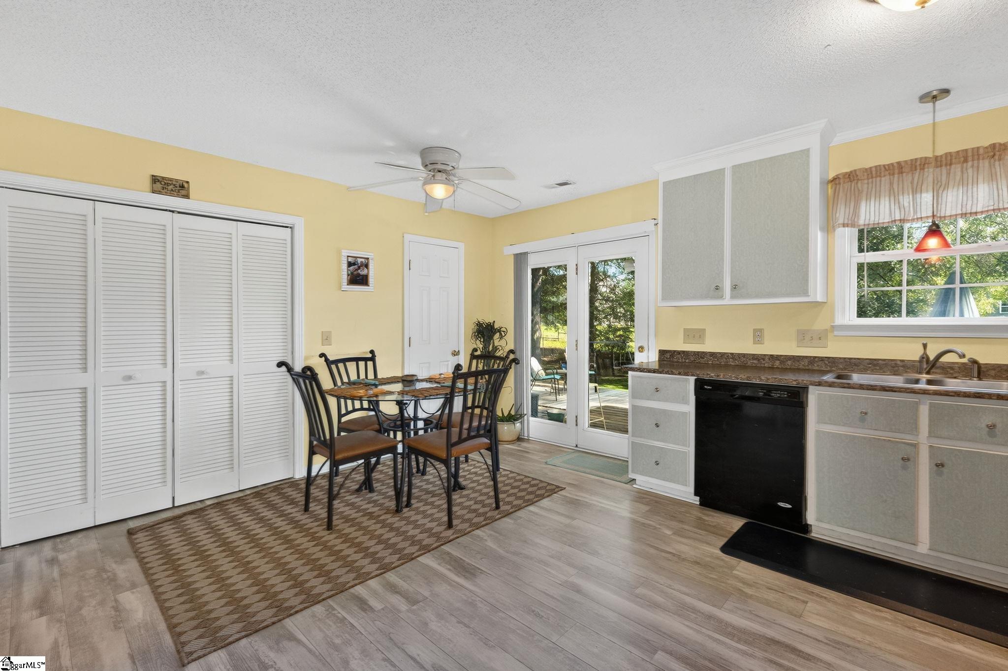 Fountain Inn, South Carolina 29644, United States, 3 Bedrooms Bedrooms, ,2 BathroomsBathrooms,Residential,Active,162540