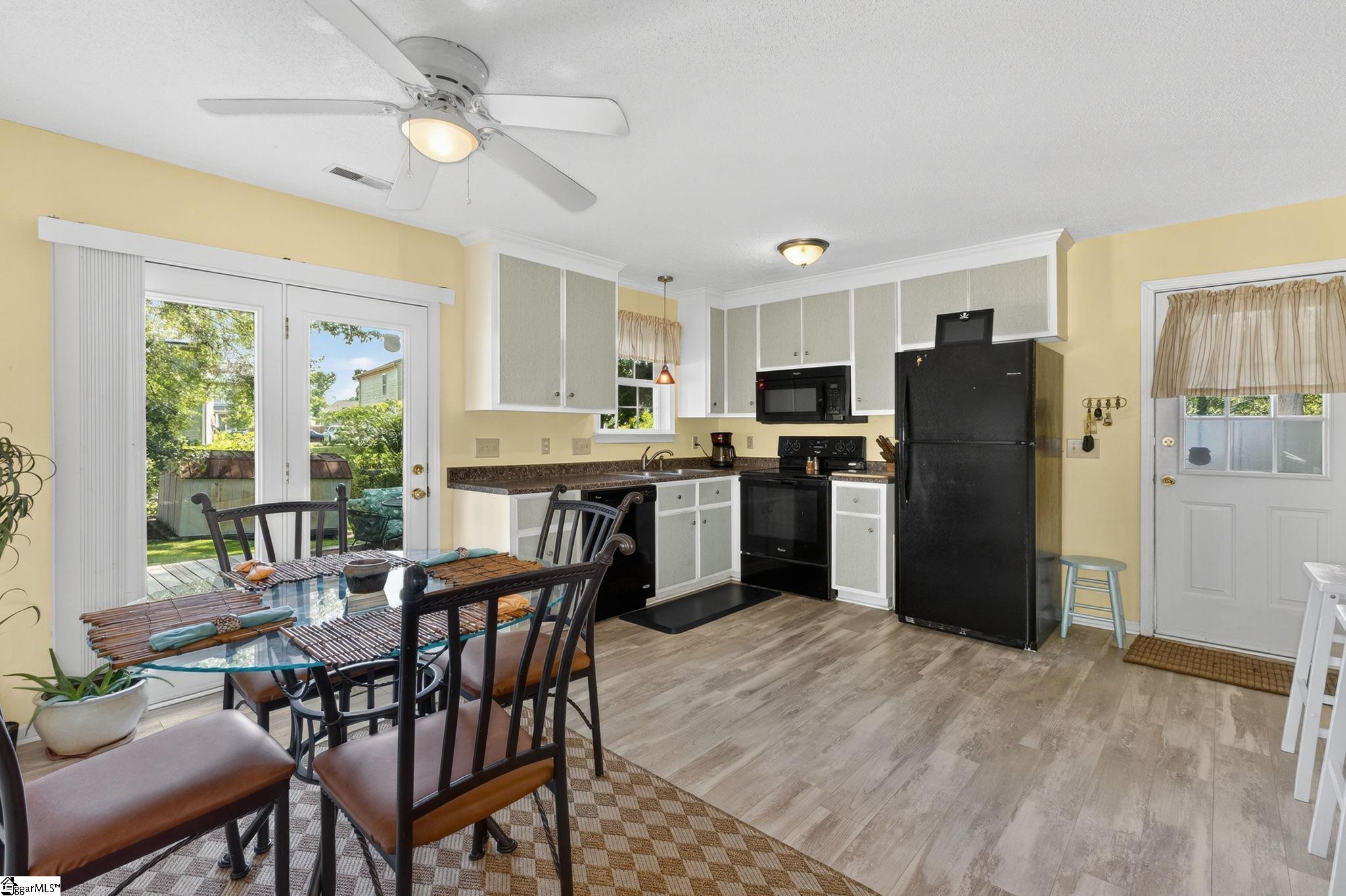 Fountain Inn, South Carolina 29644, United States, 3 Bedrooms Bedrooms, ,2 BathroomsBathrooms,Residential,Active,162540