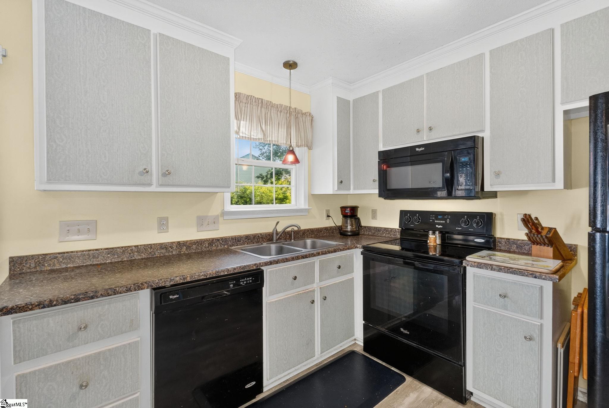 Fountain Inn, South Carolina 29644, United States, 3 Bedrooms Bedrooms, ,2 BathroomsBathrooms,Residential,Active,162540