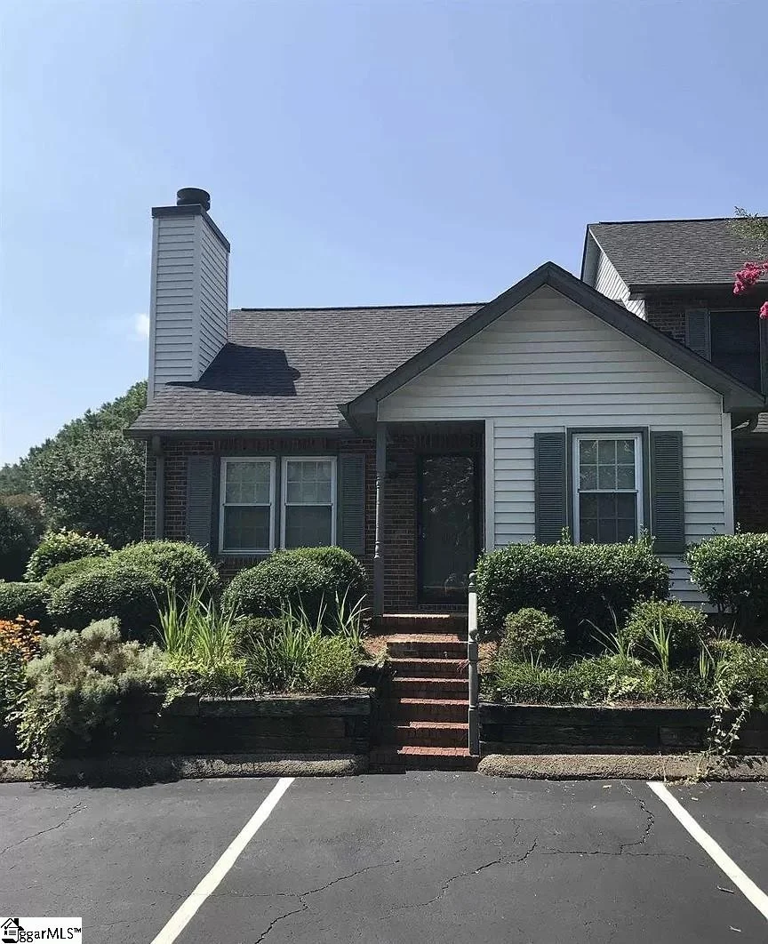 612 Summerwoods Drive