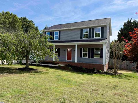 Photo of 3 Lillians Lane, Greer, SC 29651 (MLS # 1590655)