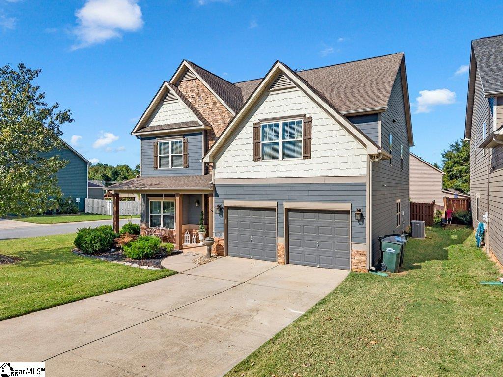 233 N Radcliff Way