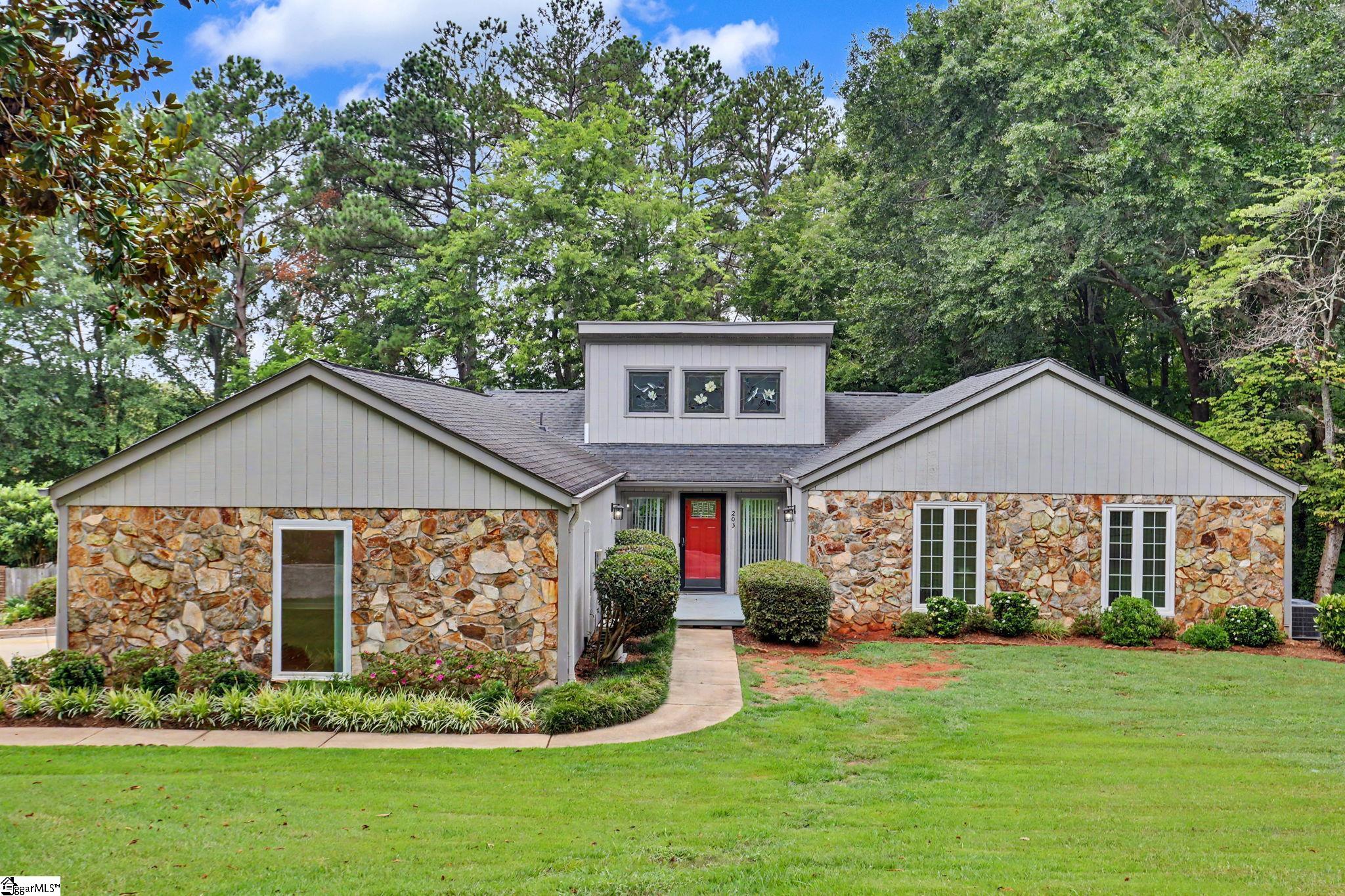 203 Mockingbird Street