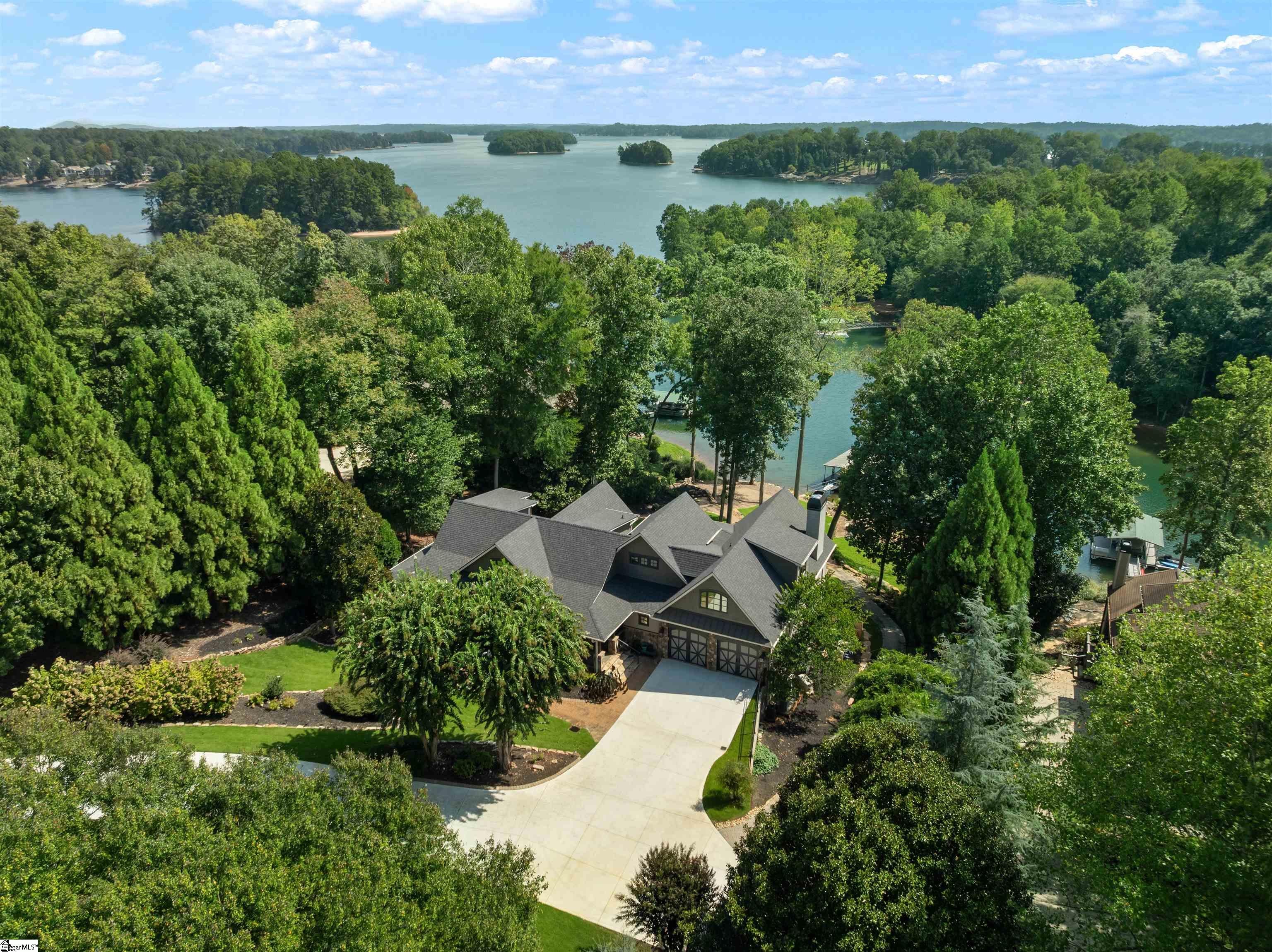 122 S Oak Pointe Drive