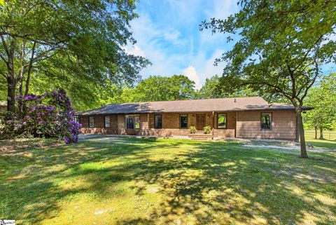 Photo of 2141 Hwy 418, Fountain Inn, SC 29644 (MLS # 1589263)