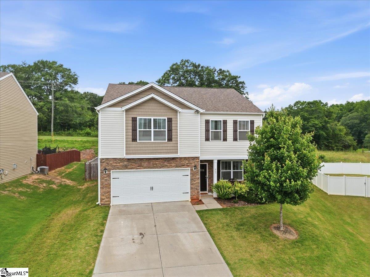 869 Colmore Trail