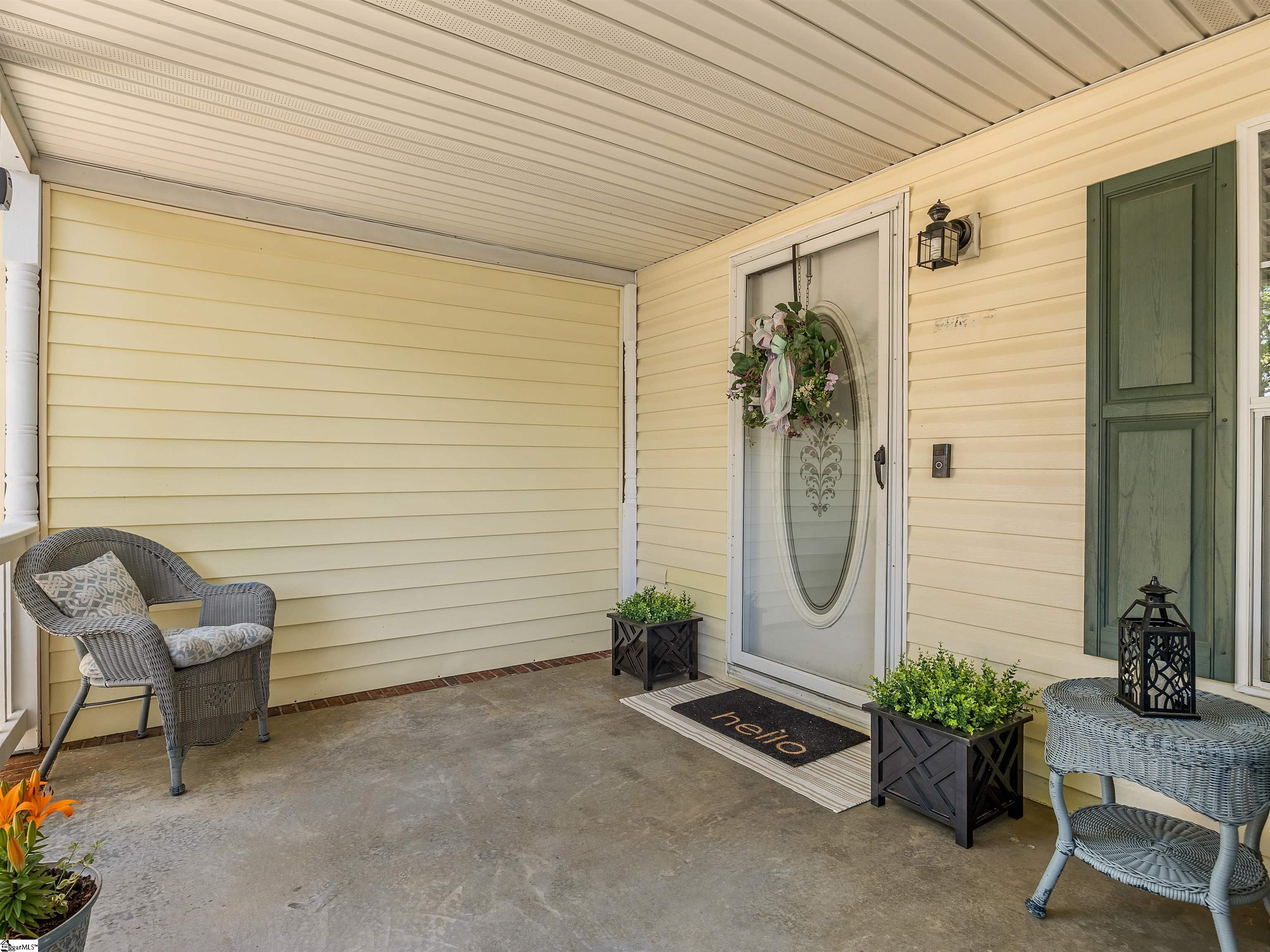 107 Lakeview Drive