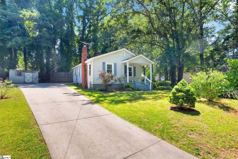 Photo of 110 York Drive, Greenville, SC 29611 (MLS # 1592224)