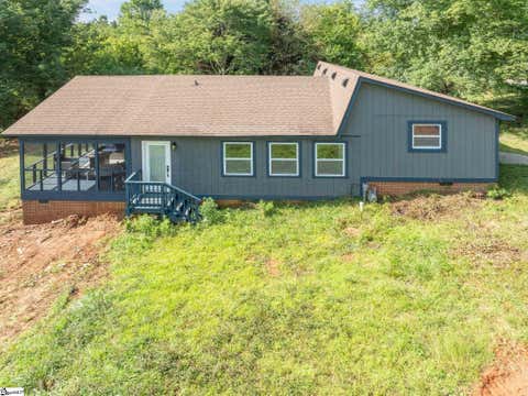 Photo of 166 Mcjunkin Drive, Pickens, SC 29671 (MLS # 1600886)